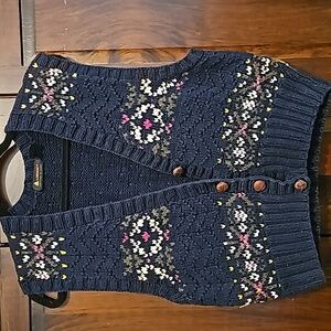 Women's sweater vest, LizSport size medium cottagecore